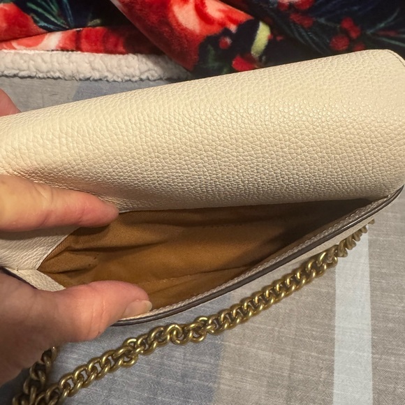 Coach Cassie 19 Cream Leather Shoulder Bag - Picture 4 of 8